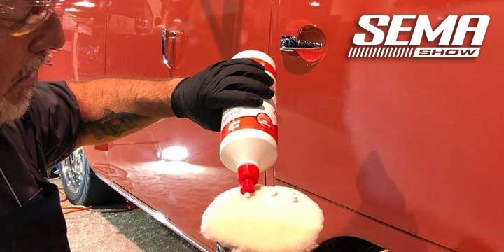 Dynabrade Demonstrating Polishing at SEMA 2021